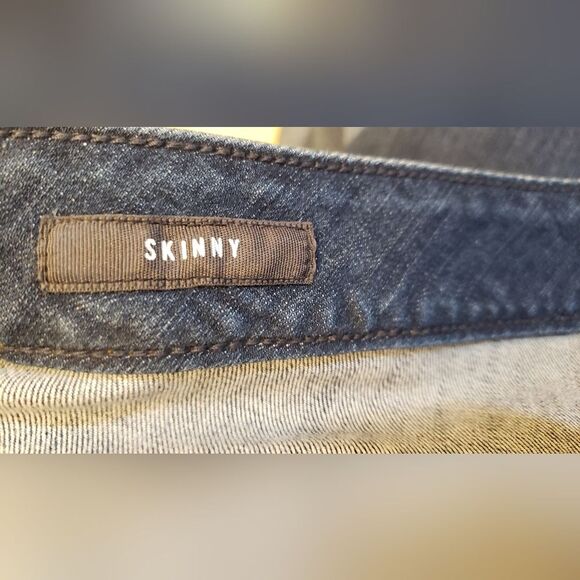 Torrid Plus Size Premium Classic Stretch Dark Blue Wash Skinny Jeans 20 - Picture 7 of 9